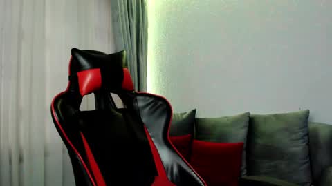 Snapshot of lexydavis chatting on December 1, 2024, 10:10 pm Lexy Davis online show from December 1, 2024, 10:10 pm