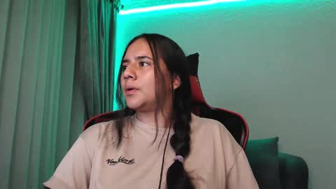 Snapshot of lexydavis chatting on January 28, 2025, 12:15 am Lexy Davis online show from January 28, 2025, 12:15 am