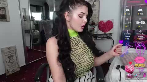 Snapshot of lexyrene chatting on September 29, 2025, 7:51 pm Adina online show from September 29, 2025, 7:51 pm