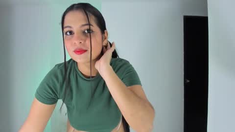 Leya online show from March 18, 2026, 12:03 am