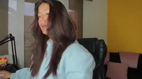 Leydy  online show from February 11, 2026, 11:37 am