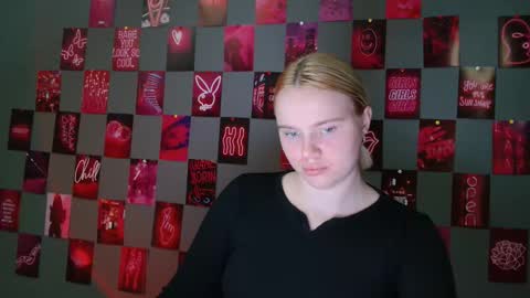 Leyla online show from September 26, 2025, 6:39 am