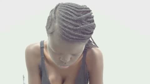 laylani69 online show from May 3, 2026, 7:47 am