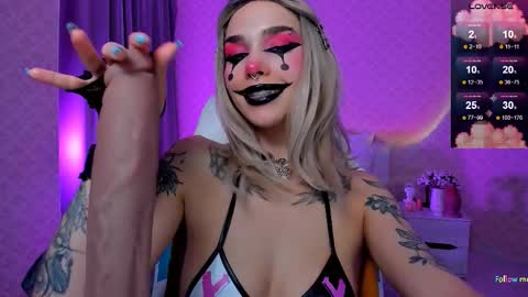 Snapshot of leylanoir chatting on November 6, 2025, 3:24 pm LEA online show from November 6, 2025, 3:24 pm