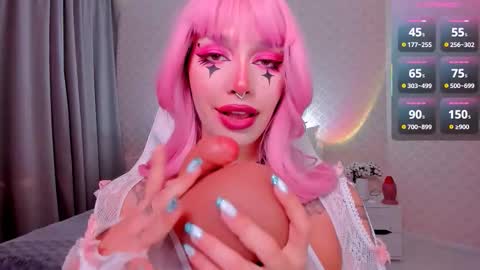 Snapshot of leylanoir chatting on November 22, 2025, 1:32 pm LEA online show from November 22, 2025, 1:32 pm