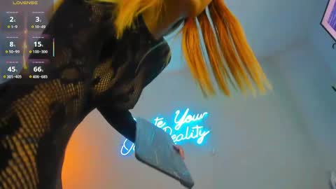 Leyla online show from March 26, 2026, 11:27 am