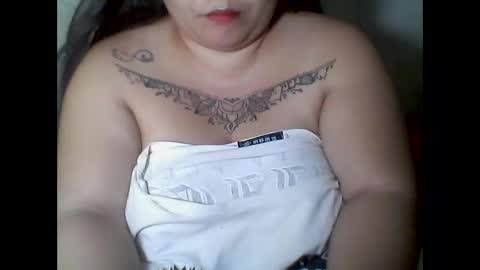 Snapshot of lhiannash33 chatting on October 15, 2025, 10:04 am lhiannash33 online show from October 15, 2025, 10:04 am