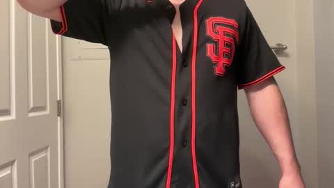 Snapshot of lhotboyl chatting on October 21, 2025, 5:35 pm lhotboyl online show from October 21, 2025, 5:35 pm