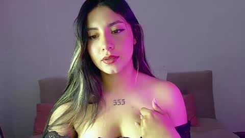 Lia  online show from June 6, 2026, 1:00 am