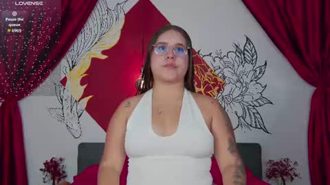 Snapshot of lia_avalon chatting on July 1, 2026, 11:45 am Lia Avalon online show from July 1, 2026, 11:45 am