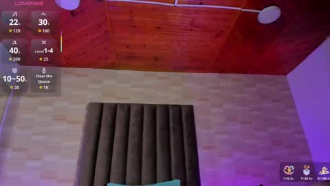 Lia online show from September 19, 2025, 11:55 am