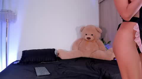 Lia online show from May 26, 2026, 3:46 am