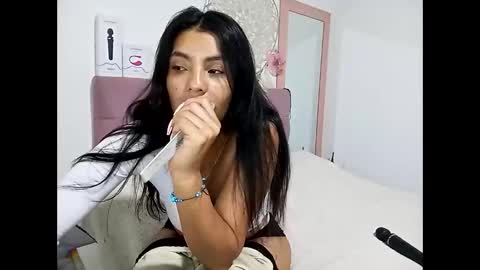 Snapshot of lia_hottie chatting on January 17, 2026, 7:02 am Lia online show from January 17, 2026, 7:02 am