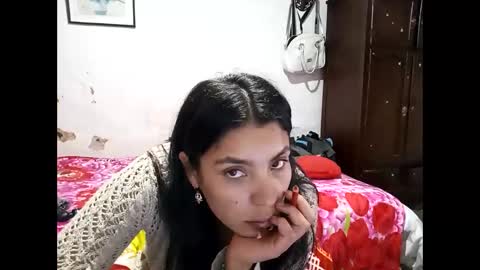 Snapshot of lia_hottie chatting on February 9, 2026, 9:35 am Lia online show from February 9, 2026, 9:35 am