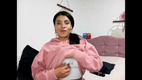 Snapshot of lia_hottie chatting on February 24, 2026, 1:58 am Lia online show from February 24, 2026, 1:58 am