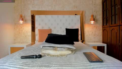 Snapshot of lia_johnnson chatting on March 26, 2026, 5:24 am Lia online show from March 26, 2026, 5:24 am