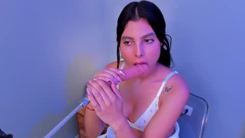 Snapshot of lia_owenss chatting on August 7, 2026, 7:27 pm lia_owenss online show from August 7, 2026, 7:27 pm