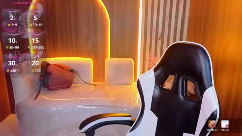 Online 1400 - 2100 online show from May 29, 2026, 2:42 am