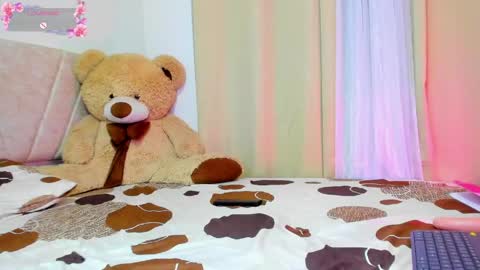 Lia Sweetty online show from April 18, 2026, 12:03 am