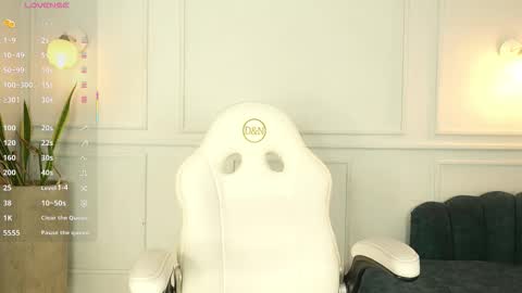 Snapshot of lia_velez_ chatting on February 24, 2026, 3:15 am LIA online show from February 24, 2026, 3:15 am