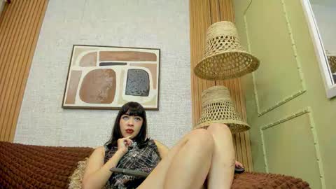 lia_visser_ online show from April 8, 2026, 8:09 pm