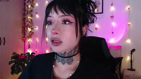 Snapshot of liaa_rodriguezz chatting on February 21, 2026, 9:27 pm Liaa online show from February 21, 2026, 9:27 pm