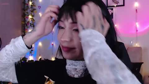 Liaa  online show from March 28, 2026, 3:50 am