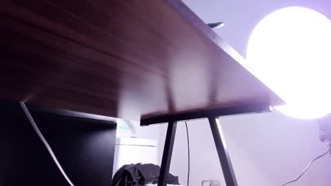 Snapshot of liaamsmiith_ chatting on October 1, 2025, 12:22 pm Liam Smith online show from October 1, 2025, 12:22 pm