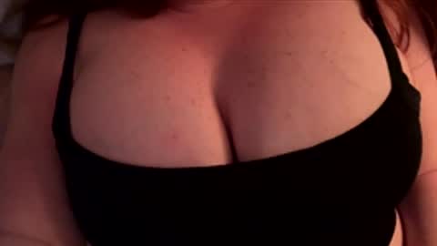 Snapshot of liabb111 chatting on December 1, 2025, 7:57 am liabb111 online show from December 1, 2025, 7:57 am