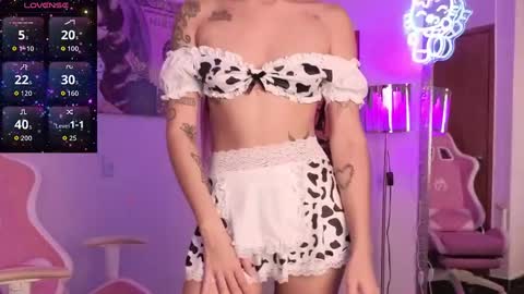 Lia Butera online show from September 18, 2025, 8:55 pm