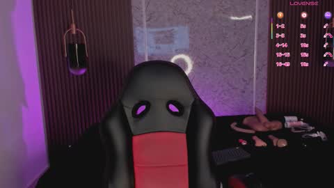 Liah online show from September 29, 2025, 8:02 pm