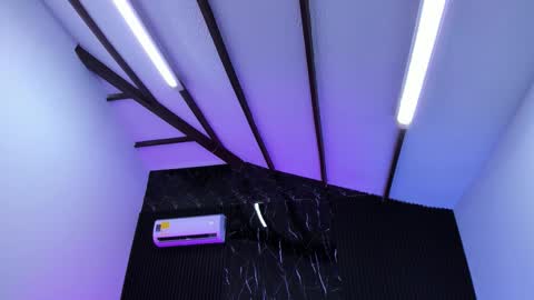 Snapshot of liahfontaine chatting on October 30, 2025, 11:11 am Liah Fontaine online show from October 30, 2025, 11:11 am