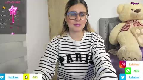 Lia  online show from December 4, 2024, 4:32 am