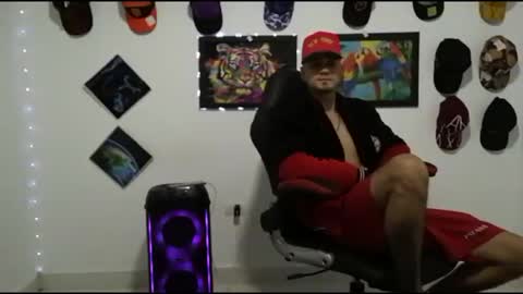 Andres online show from December 21, 2025, 10:39 pm