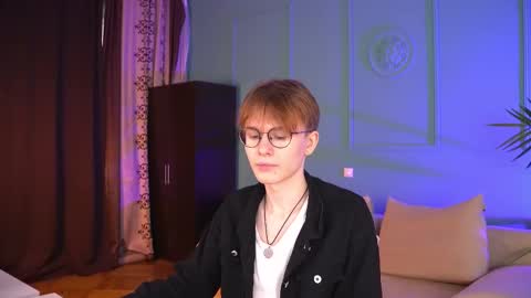 LIAM online show from March 18, 2026, 5:21 am