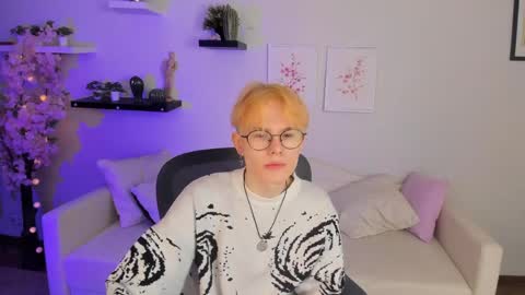 LIAM online show from March 31, 2026, 5:08 am