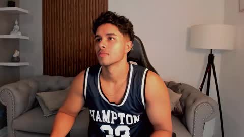 Snapshot of liam_colliins chatting on September 19, 2025, 11:44 am Liam Collins online show from September 19, 2025, 11:44 am