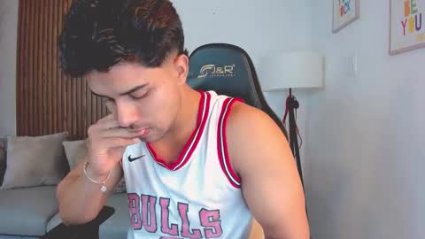 Snapshot of liam_colliins chatting on October 28, 2025, 11:36 am Liam Collins online show from October 28, 2025, 11:36 am