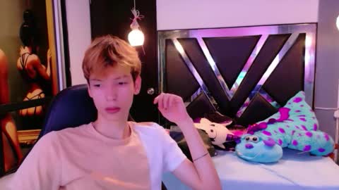 liam_green1 online show from February 11, 2026, 12:10 pm