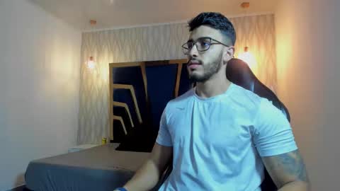 LIAM KLEIN online show from March 24, 2026, 11:26 am