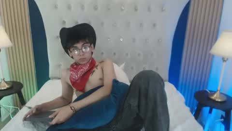 Snapshot of liam_lux chatting on June 19, 2026, 1:59 pm LIAM online show from June 19, 2026, 1:59 pm