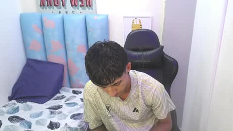 Snapshot of liam_play chatting on June 2, 2026, 3:08 am LIAM online show from June 2, 2026, 3:08 am