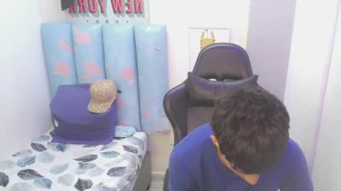 Snapshot of liam_play chatting on June 5, 2026, 9:31 pm LIAM online show from June 5, 2026, 9:31 pm