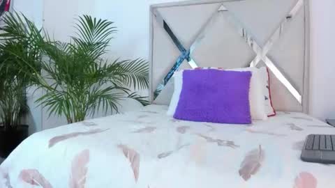 Call me Lian online show from March 28, 2026, 1:11 pm