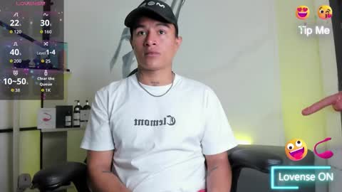 LiamDeep online show from November 3, 2025, 4:30 pm