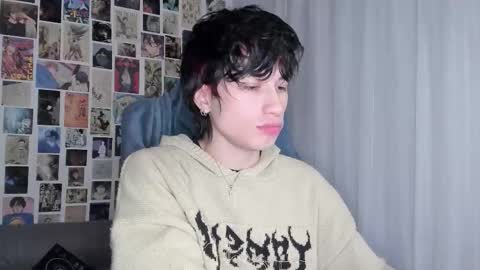 Snapshot of liamelf chatting on September 17, 2025, 6:59 am Liam online show from September 17, 2025, 6:59 am