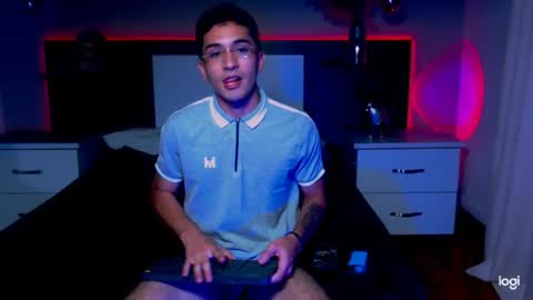 Liamjonness online show from November 9, 2025, 1:15 am