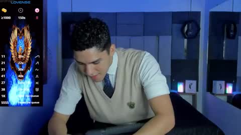 Liam online show from December 3, 2025, 11:30 am