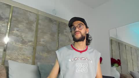 LiamSamderz online show from October 21, 2025, 12:00 am