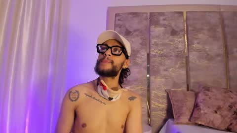 LiamSamderz online show from October 29, 2025, 11:45 am